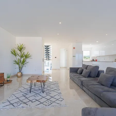 Villa Porto Dinheiro, With Ocean View *
