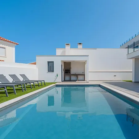 Porto Dinheiro, With Ocean View Villa